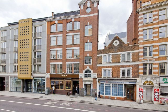 Image of 2 bedroom Flat to rent in Kingsland Road London E2 at London  Haggerston, E2 8DL