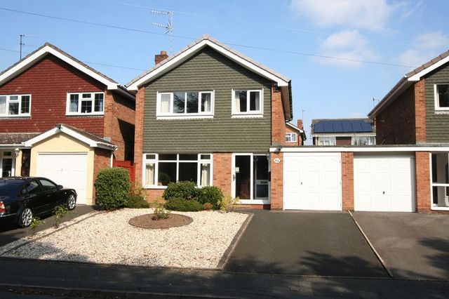  Image of 3 bedroom Detached house for sale in Stream Road Kingswinford DY6 at Stream Road  KINGSWINFORD, DY6 9PB