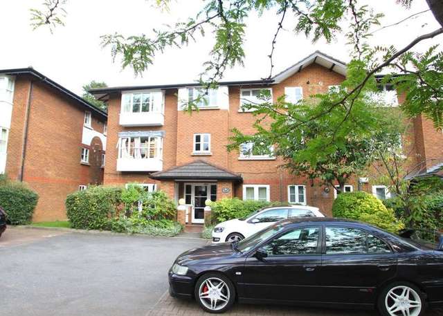  Image of 2 bedroom Flat to rent in Kingsworthy Close Kingston upon Thames KT1 at Kingston Upon Thames Surrey, KT1 3ER
