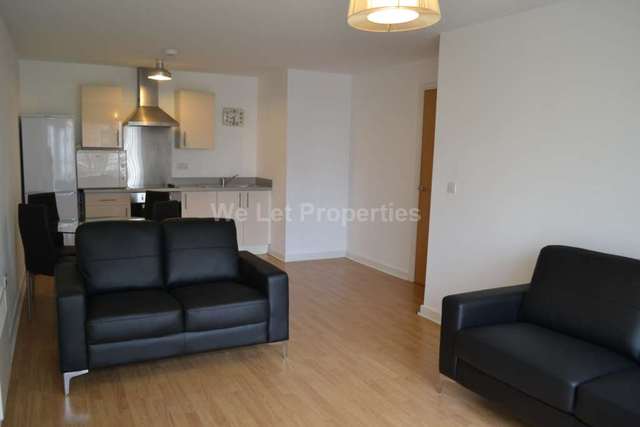  Image of 2 bedroom Apartment to rent in Pilgrims Way Salford M50 at Pilgrims Way  Salford, M50 1AU