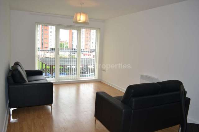  Image of 2 bedroom Apartment to rent in Pilgrims Way Salford M50 at Pilgrims Way  Salford, M50 1AU