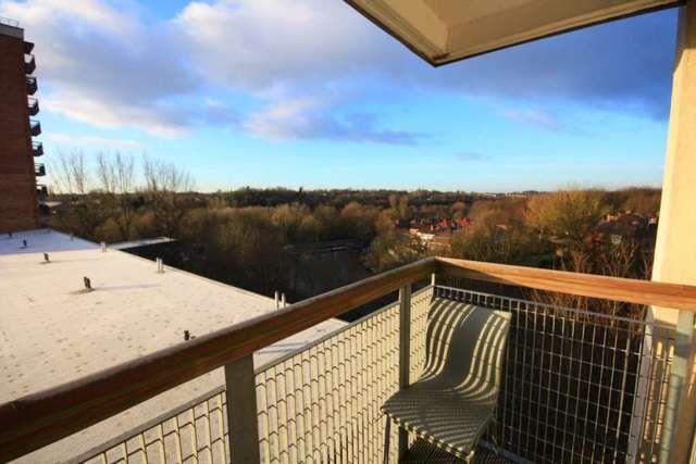  Image of 2 bedroom Apartment for sale in Lakeside Rise Manchester M9 at Blackley New Road  Manchester, M9 8QB