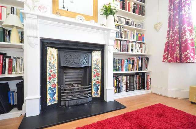  Image of 2 bedroom End of Terrace for sale in Lansdowne Road Purley CR8 at Purley Surrey Purley, CR8 2PD