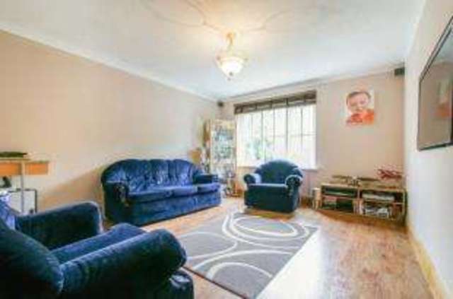  Image of 2 bedroom Flat for sale in Aspen Vale Whyteleafe CR3 at Aspen Vale Whyteleafe Whyteleafe, CR3 0YW