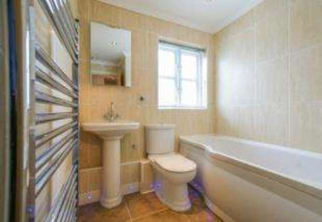  Image of 2 bedroom Flat for sale in Aspen Vale Whyteleafe CR3 at Aspen Vale Whyteleafe Whyteleafe, CR3 0YW