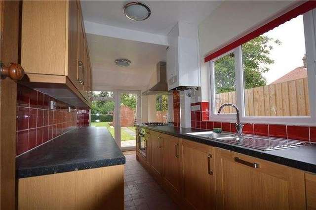  Image of 3 bedroom Semi-Detached house to rent in Leys Road Cambridge CB4 at Chesterton, CB4 2AR