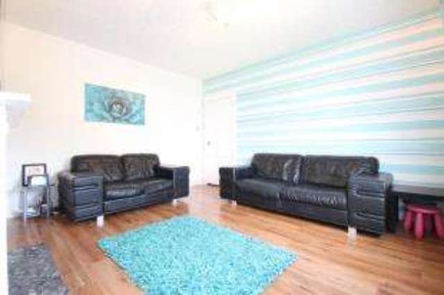  Image of 2 bedroom Flat for sale in Lightburn Road Cambuslang Glasgow G72 at Cambuslang Glasgow Flemington, G72 8XN