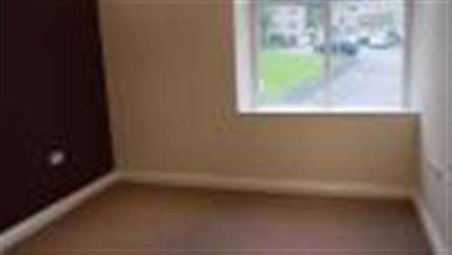  Image of 1 bedroom Apartment to rent in Lilly Street Sowerby Bridge HX6 at Sowerby Bridge, HX6 3DG