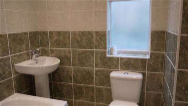  Image of 1 bedroom Apartment to rent in Lilly Street Sowerby Bridge HX6 at Sowerby Bridge, HX6 3DG