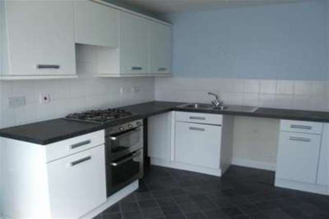  Image of 4 bedroom Detached house to rent in St. Barnabas Road Middlesbrough TS5 at Middlesbrough, TS5 6AZ