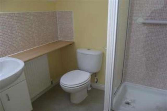  Image of 4 bedroom Detached house to rent in St. Barnabas Road Middlesbrough TS5 at Middlesbrough, TS5 6AZ