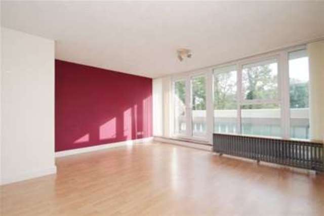  Image of 2 bedroom Flat to rent in London Lane Bromley BR1 at Bromley, BR1 4HB