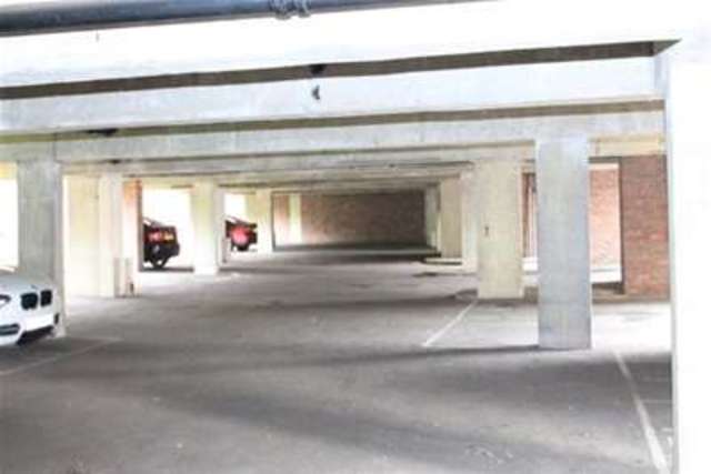  Image of 2 bedroom Flat to rent in London Lane Bromley BR1 at Bromley, BR1 4HB