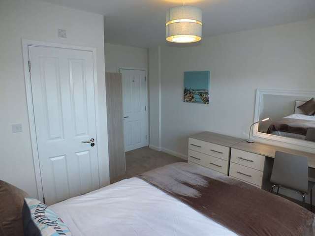  Image of 1 bedroom Detached house to rent in London Road Earley Reading RG6 at Earley Reading Berkshire, RG6 1AJ