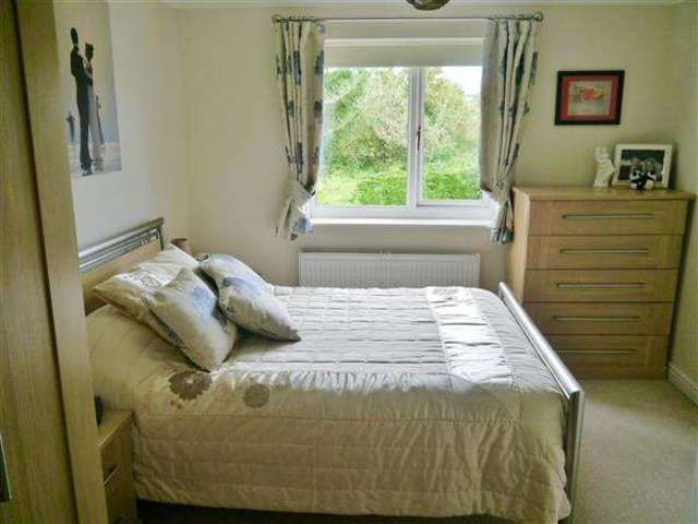  Image of 3 bedroom Detached house for sale in Longcliffe Road Grantham NG31 at Manthorpe, NG31 8EE
