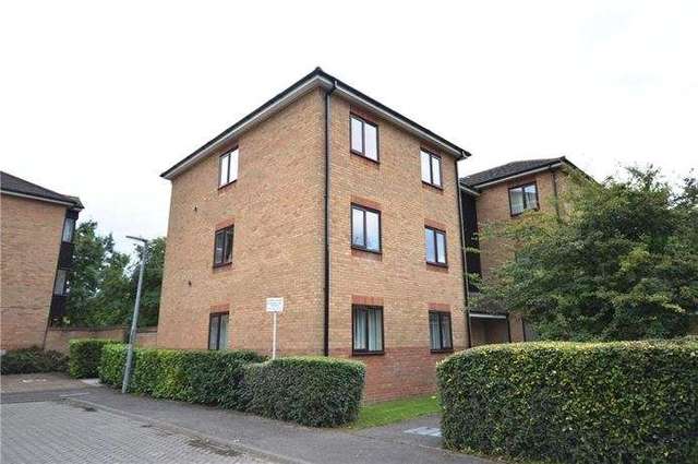  Image of 1 bedroom Flat to rent in Loris Court Cherry Hinton Cambridge CB1 at Cherry Hinton, CB1 9GF