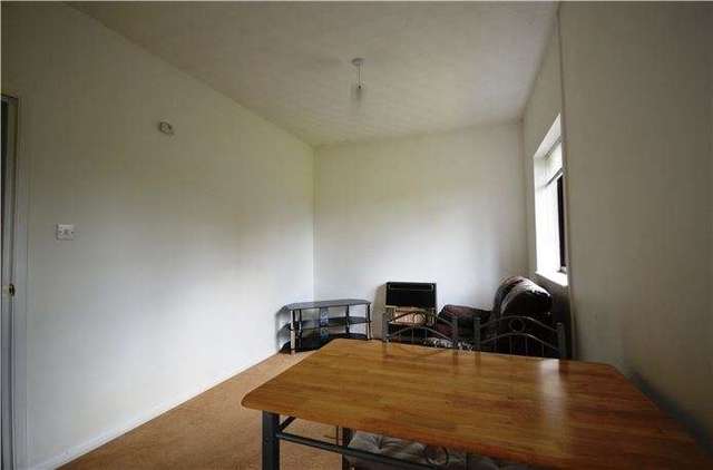  Image of 1 bedroom Flat to rent in Loris Court Cherry Hinton Cambridge CB1 at Cherry Hinton, CB1 9GF