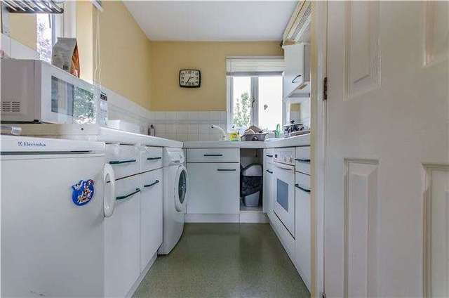  Image of Studio flat for sale in Lucerne Close Cherry Hinton Cambridge CB1 at Cambridge, CB1 9SA