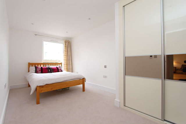  Image of 2 bedroom Flat for sale in Skerne Road Kingston upon Thames KT2 at Skerne Road Kingston Upon Thames Norbiton, KT2 5FJ