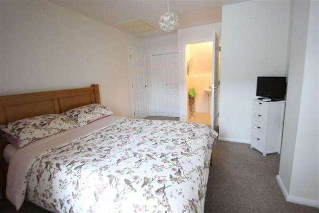  Image of 3 bedroom Terraced house for sale in Masons Close Ipswich IP4 at Ipswich, IP4 5AF