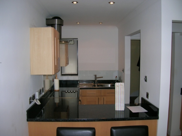  Image of 3 bedroom Detached house to rent in Mayfair Gardens Shirley Southampton SO15 at Southampton Hampshire Southampton, SO15 2TW