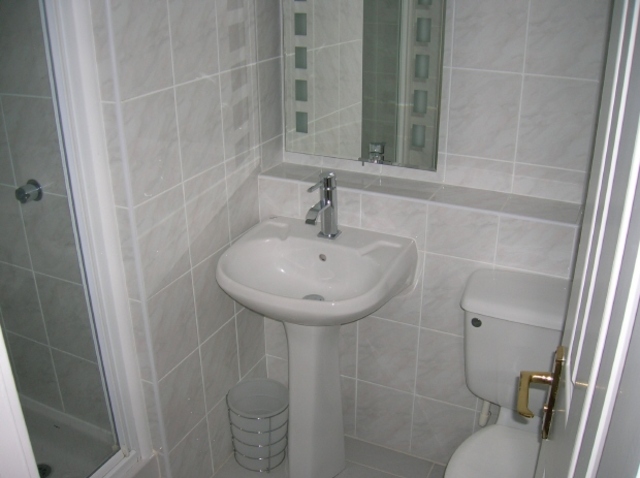  Image of 3 bedroom Detached house to rent in Mayfair Gardens Shirley Southampton SO15 at Southampton Hampshire Southampton, SO15 2TW