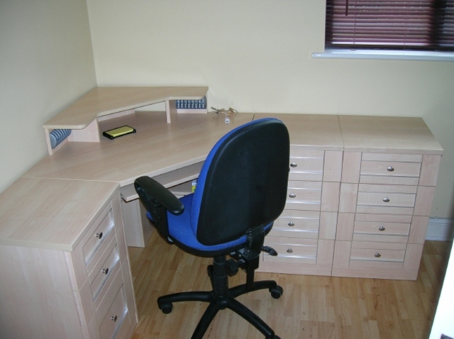  Image of 3 bedroom Detached house to rent in Mayfair Gardens Shirley Southampton SO15 at Southampton Hampshire Southampton, SO15 2TW