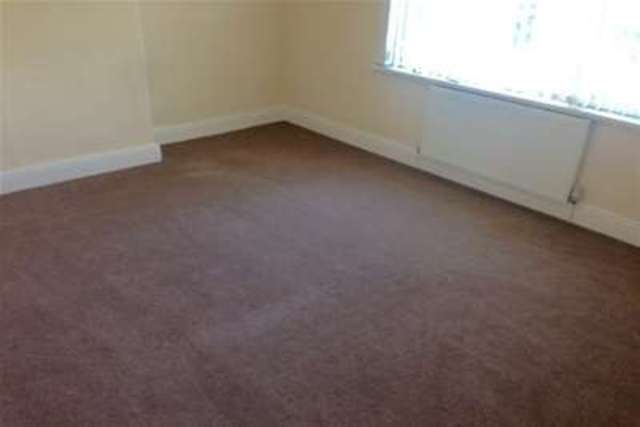  Image of 2 bedroom Detached house to rent in Merseyton Road Ellesmere Port CH65 at Ellesmere Port, CH65 2AW