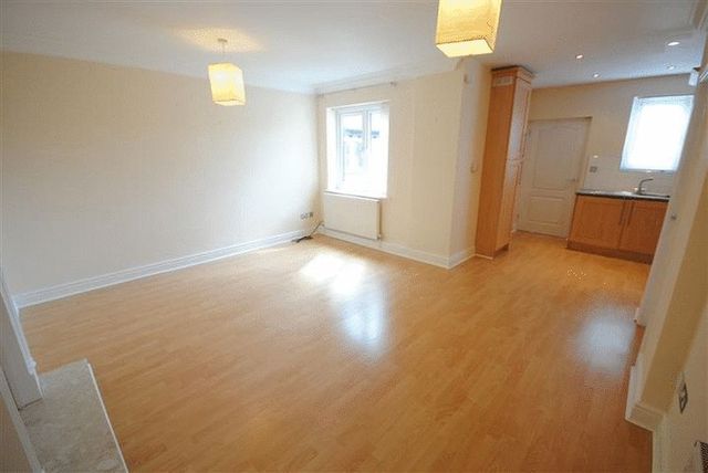  Image of 1 bedroom Flat for sale in Minehead Road Aigburth Liverpool L17 at Minehead Road Aigburth Liverpool, L17 6AU