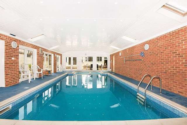  Image of 5 bedroom Detached house for sale in Minnis Road Birchington CT7 at Birchington, CT7 9NY
