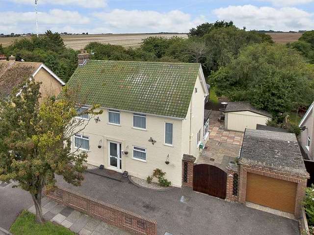  Image of 5 bedroom Detached house for sale in Minnis Road Birchington CT7 at Birchington, CT7 9NY