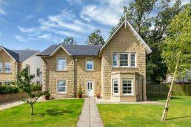  Image of 4 bedroom Detached house for sale in Montgomerie Drive Stewarton Kilmarnock KA3 at Stewarton Kilmarnock Stewarton, KA3 3AP