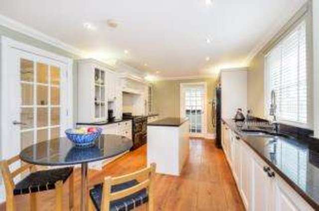  Image of 4 bedroom Detached house for sale in Montgomerie Drive Stewarton Kilmarnock KA3 at Stewarton Kilmarnock Stewarton, KA3 3AP