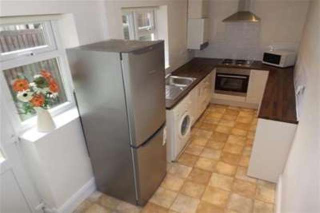  Image of 3 bedroom Detached house to rent in Montpelier Road Nottingham NG7 at Nottingham, NG7 2JY