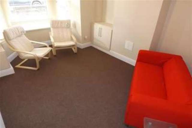  Image of 3 bedroom Detached house to rent in Montpelier Road Nottingham NG7 at Nottingham, NG7 2JY