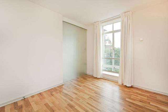  Image of 2 bedroom Flat to rent in Myddelton Passage London EC1R at Finsbury London King