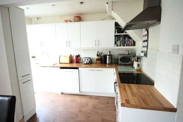  Image of 3 bedroom Terraced house for sale in Oliver Road Hemel Hempstead HP3 at Nash Mills Hemel Hempstead Hertfordshire, HP3 9PY