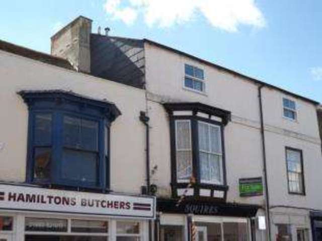  Image of 2 bedroom Flat for sale in Pyle Street Newport PO30 at Newport Isle of Wight Newport, PO30 1UJ