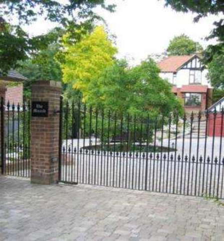  Image of 3 bedroom Detached house for sale in North Pole Road Barming Maidstone ME16 at Barming Maidstone East Malling, ME16 9HH