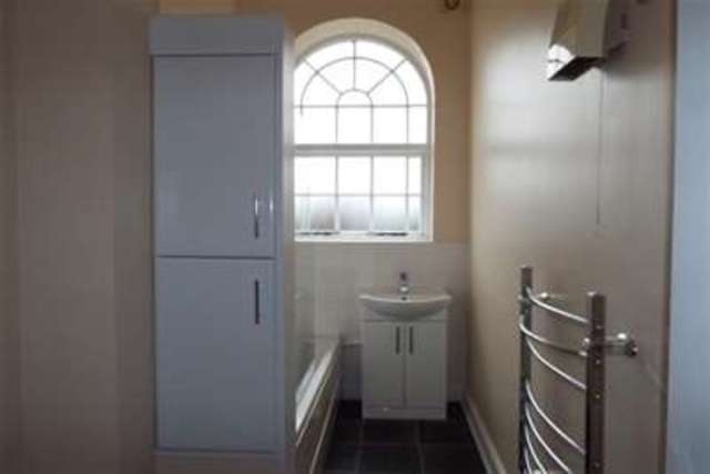  Image of 1 bedroom Flat to rent in North Street Atherstone CV9 at Atherstone, CV9 1JN