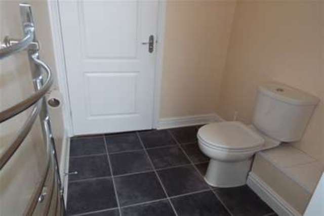  Image of 1 bedroom Flat to rent in North Street Atherstone CV9 at Atherstone, CV9 1JN