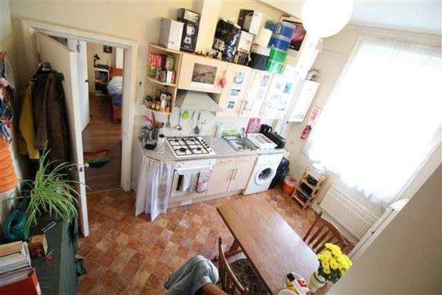  Image of 1 bedroom Flat to rent in Norwood Road London SE27 at Tulse Hill, SE27 9AJ