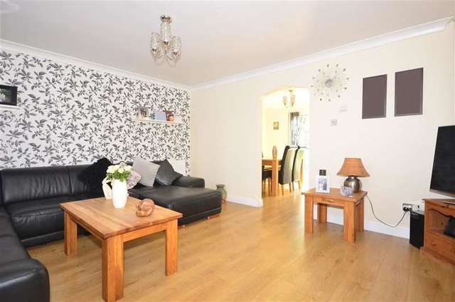  Image of 3 bedroom Detached house for sale in Oakenpole Ashford TN23 at Ashford Kent Ashford, TN23 5XW