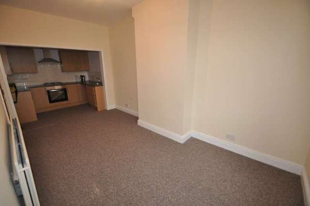  Image of 1 bedroom Flat to rent in Old Chester Road Rock Ferry Birkenhead CH42 at Birkenhead, CH42 3XF