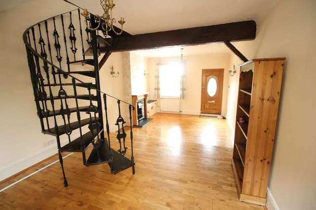  Image of 2 bedroom Terraced house to rent in Oster Street St. Albans AL3 at St. Albans HERTS, AL3 5JL