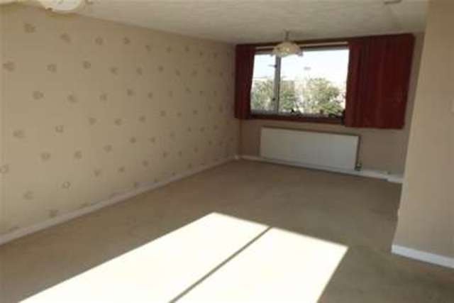  Image of 2 bedroom Flat to rent in Owen Avenue East Kilbride Glasgow G75 at Glasgow, G75 9DB