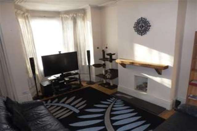  Image of 3 bedroom Terraced house to rent in Parkside Road Sheffield S6 at Sheffield, S6 2AA