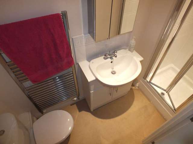  Image of 1 bedroom Detached house to rent in Pascal Crescent Shinfield Reading RG2 at Shinfield Reading Berkshire, RG2 9FP