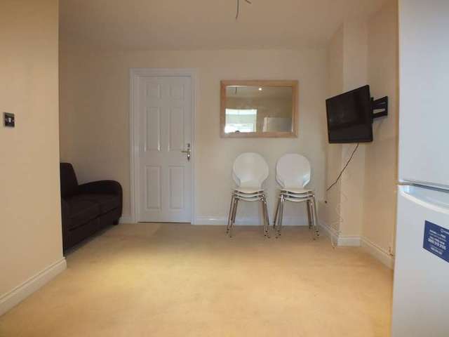  Image of 1 bedroom Detached house to rent in Pascal Crescent Shinfield Reading RG2 at Shinfield Reading Berkshire, RG2 9FP
