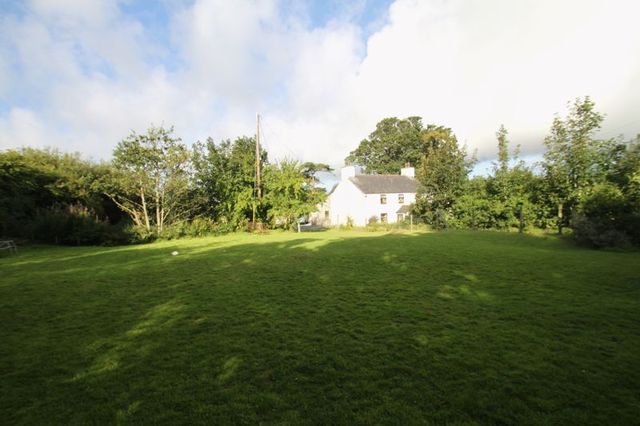  Image of 4 bedroom Detached house for sale in Pentir Bangor LL57 at Pentir Bangor, LL57 4EB